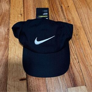 Nike Heritage86 Aerobill Dri-FIT Hat Cap Unisex
